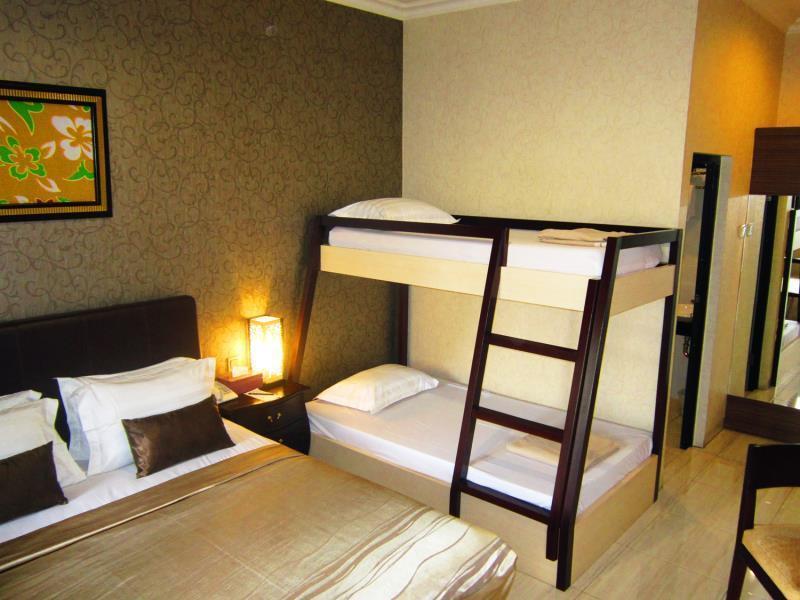 Hotel C3 Semarang Exteriör bild